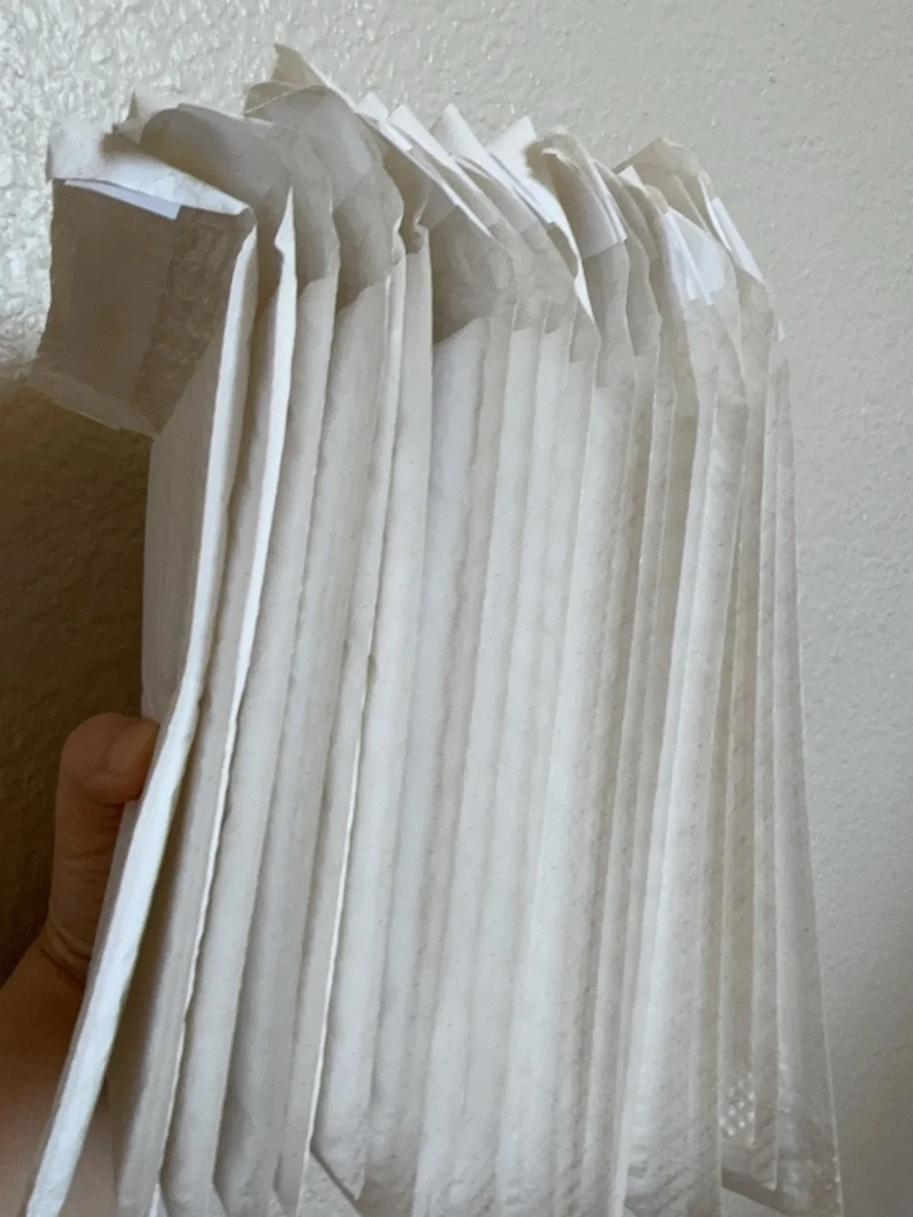 20x White Padded Bubble Envelopes 6 x 8 inches  - Small Business Mailing Bags